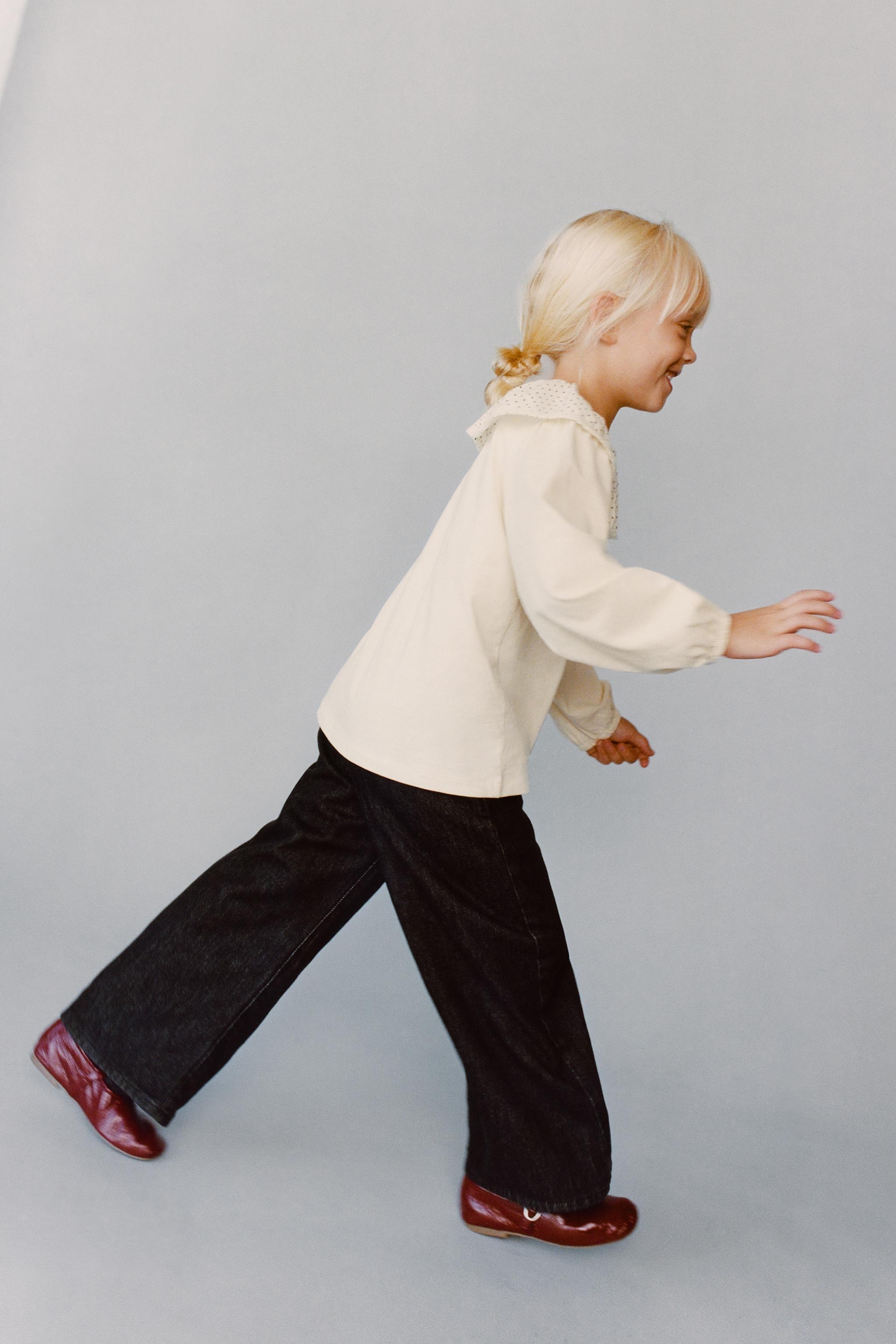 EMBROIDERED PETER PAN COLLAR T-SHIRT